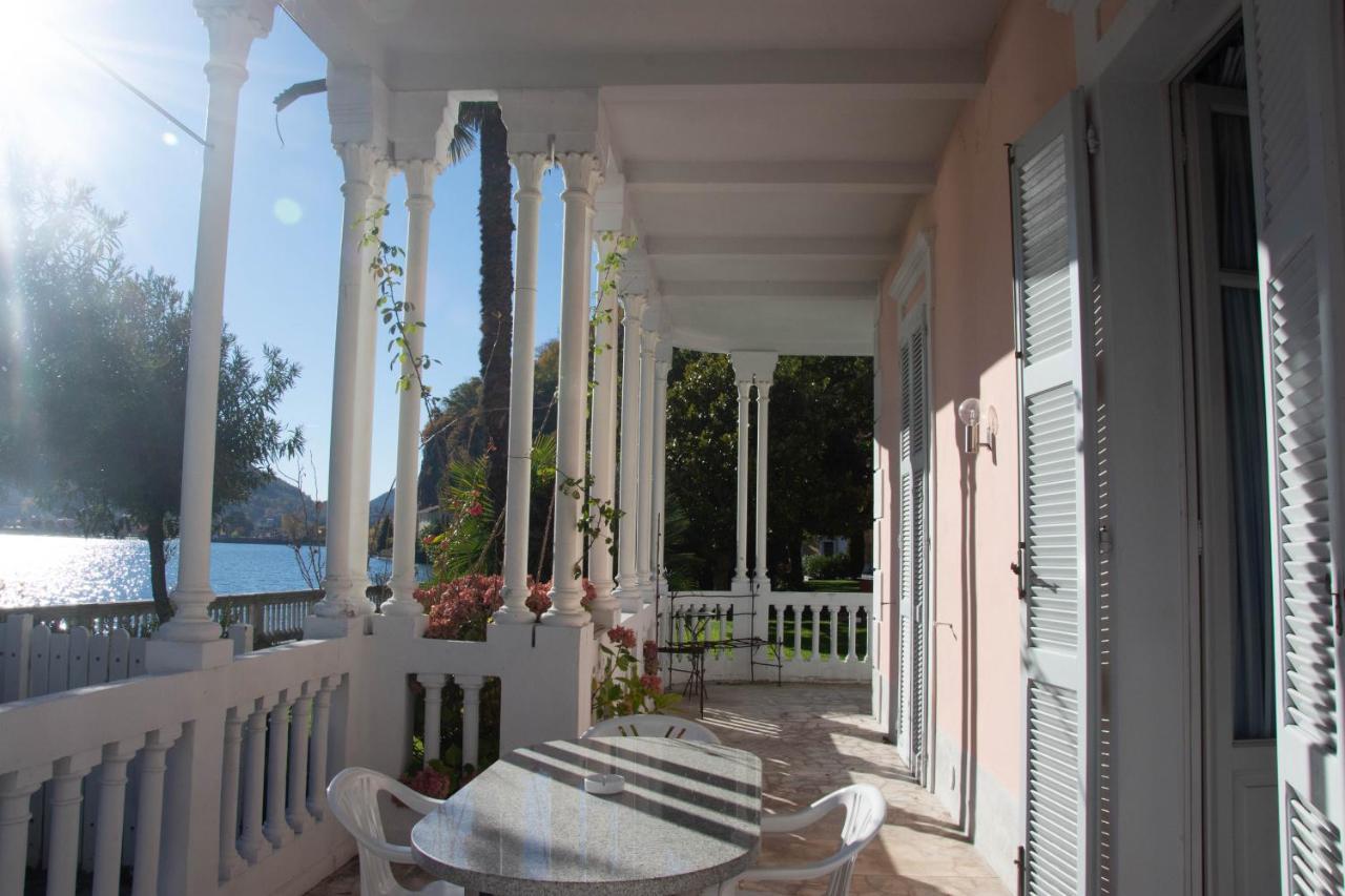 Residence Ville Lago Lugano Porto Ceresio Eksteriør bilde